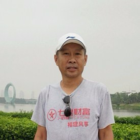 犹豫期待的照片