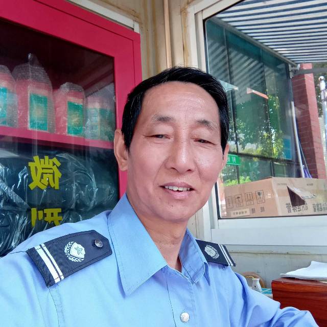 陈子兴的照片