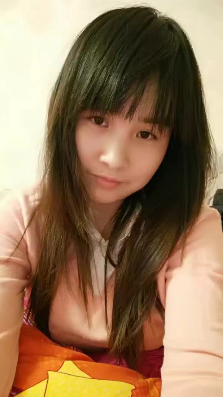 芳草佳人的照片