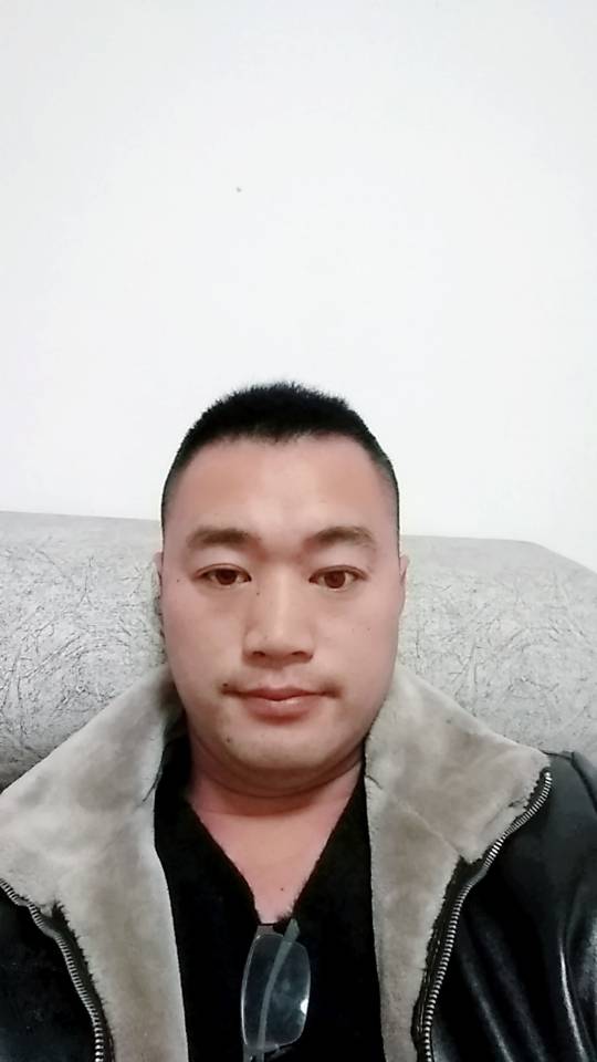 回眸便是青春的照片