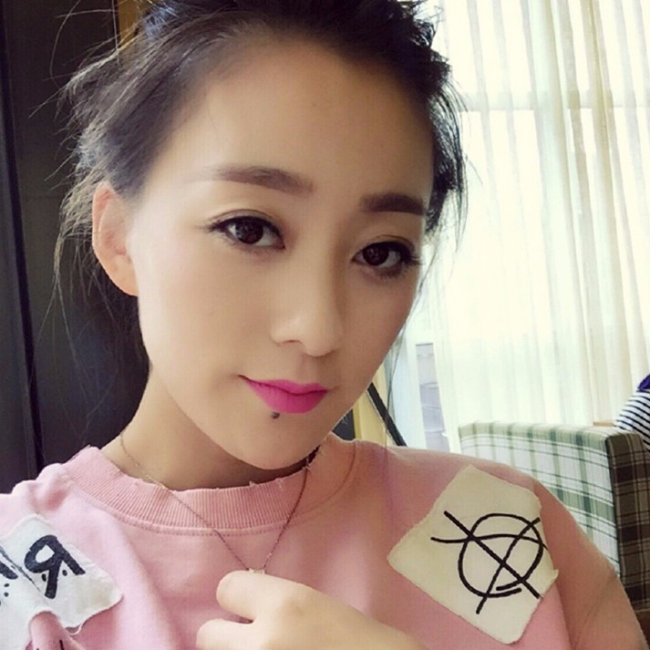 雯倩的照片