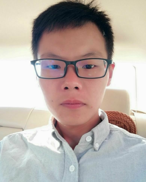 涅凡尘的照片