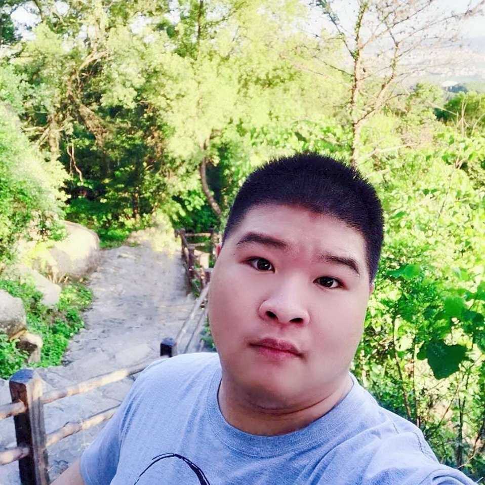 林俊祺的照片