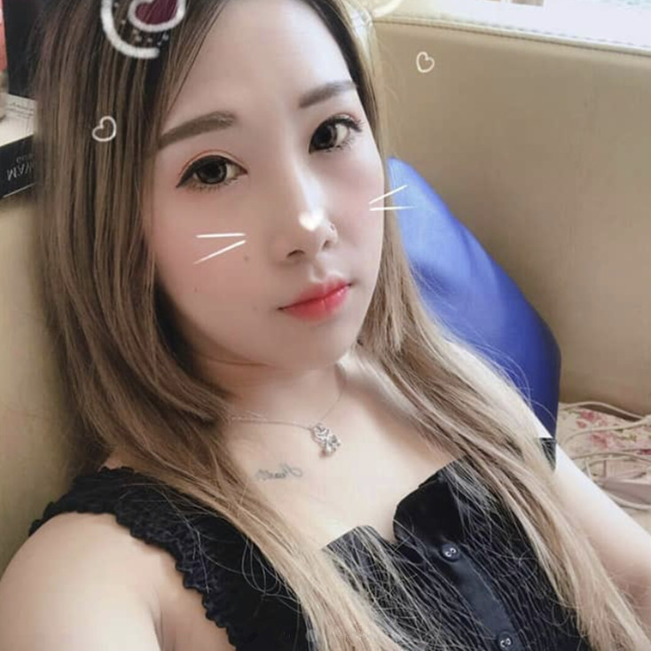 小代言的照片