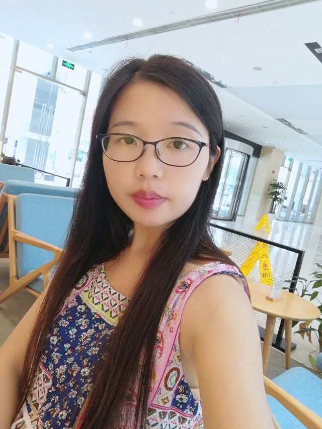 飞伊的照片