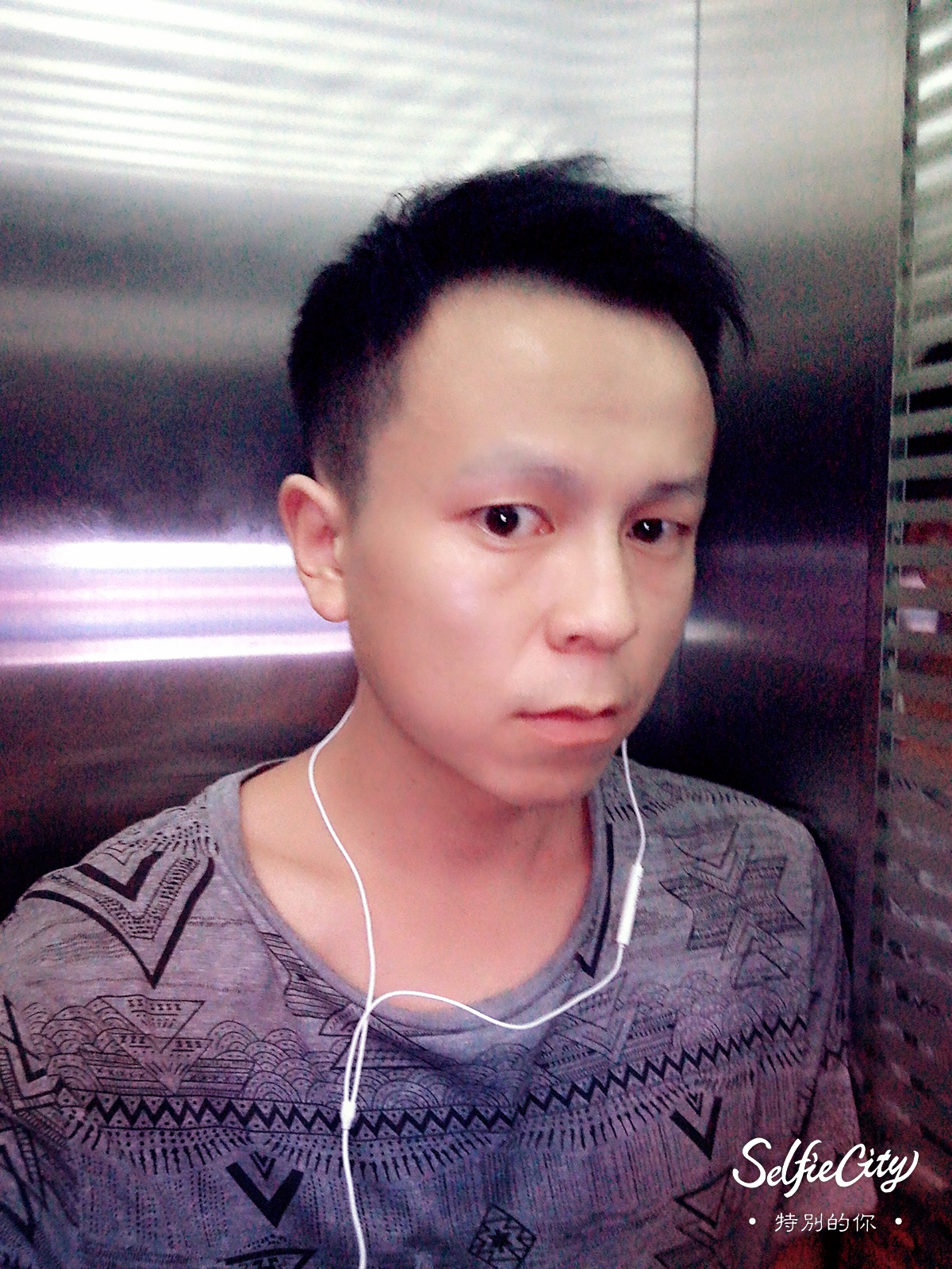 Frank228的照片