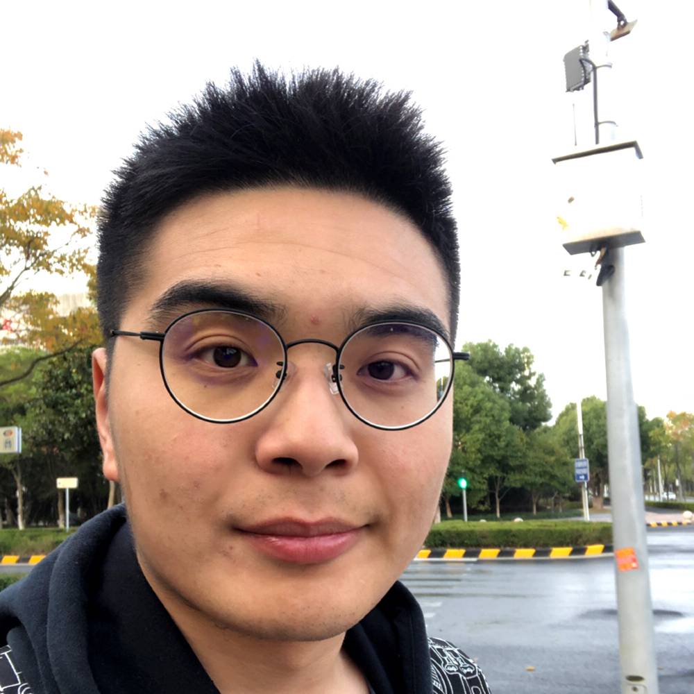 LeeEeeo的照片
