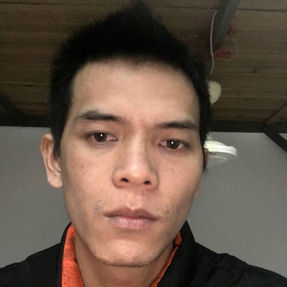 彼年舒荷的照片