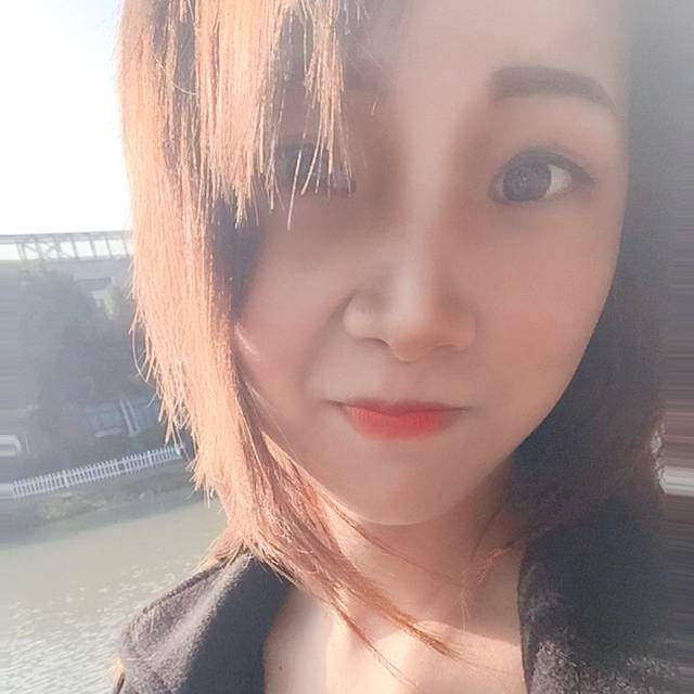 喵喵喵喵的照片