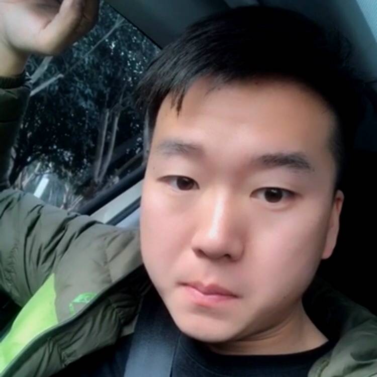 曹鹏的照片