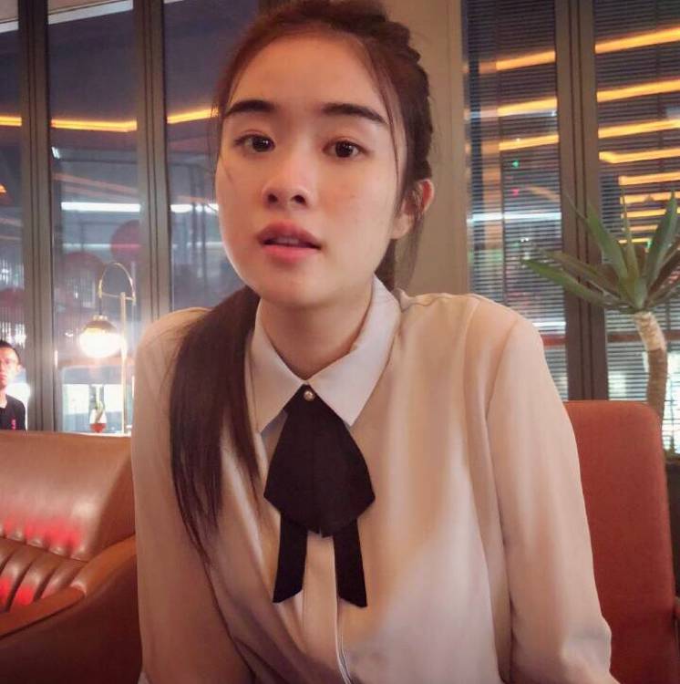 薇娜的照片