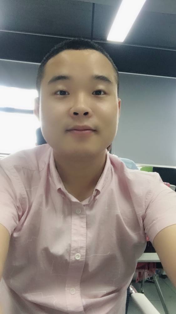鹏陈万里的照片