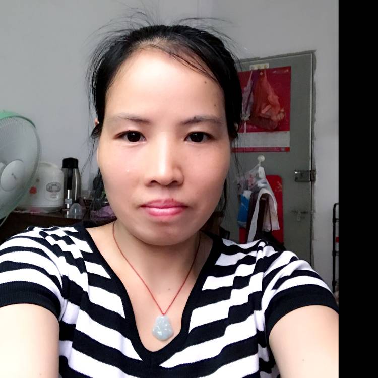 荣秀的照片