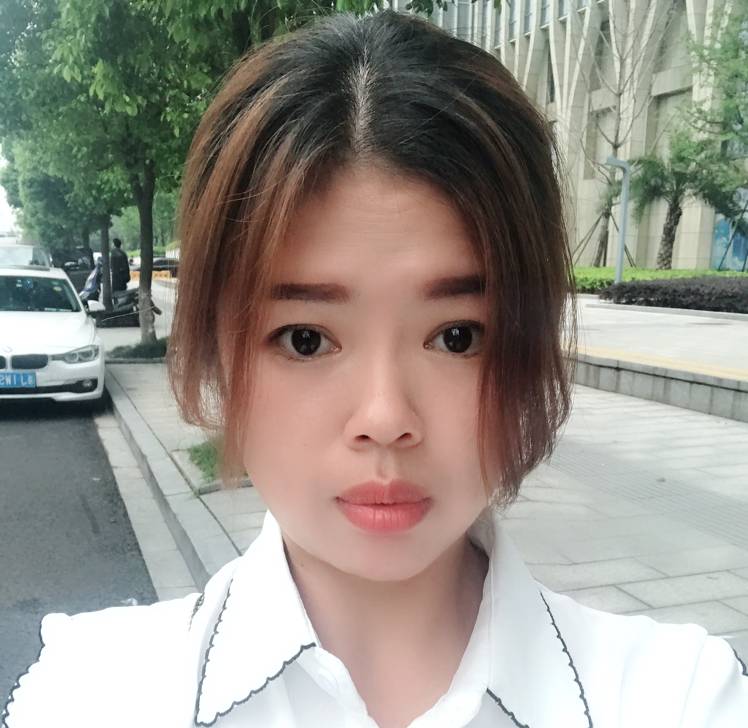 单纯花生的照片