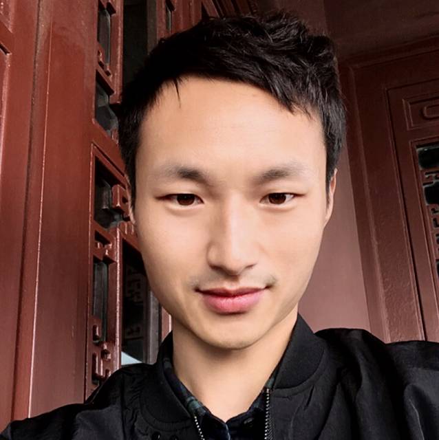 会飞的余的照片