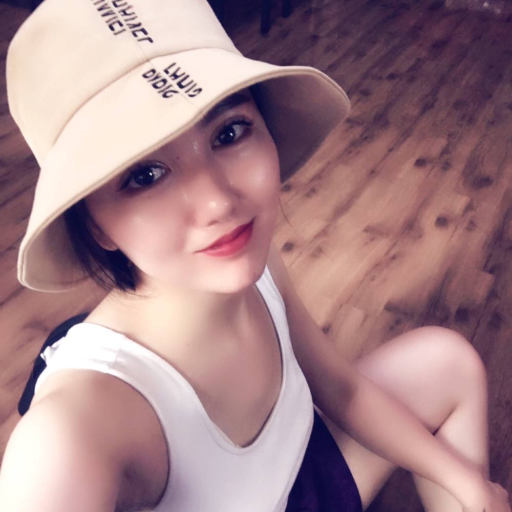 害羞酸奶的照片