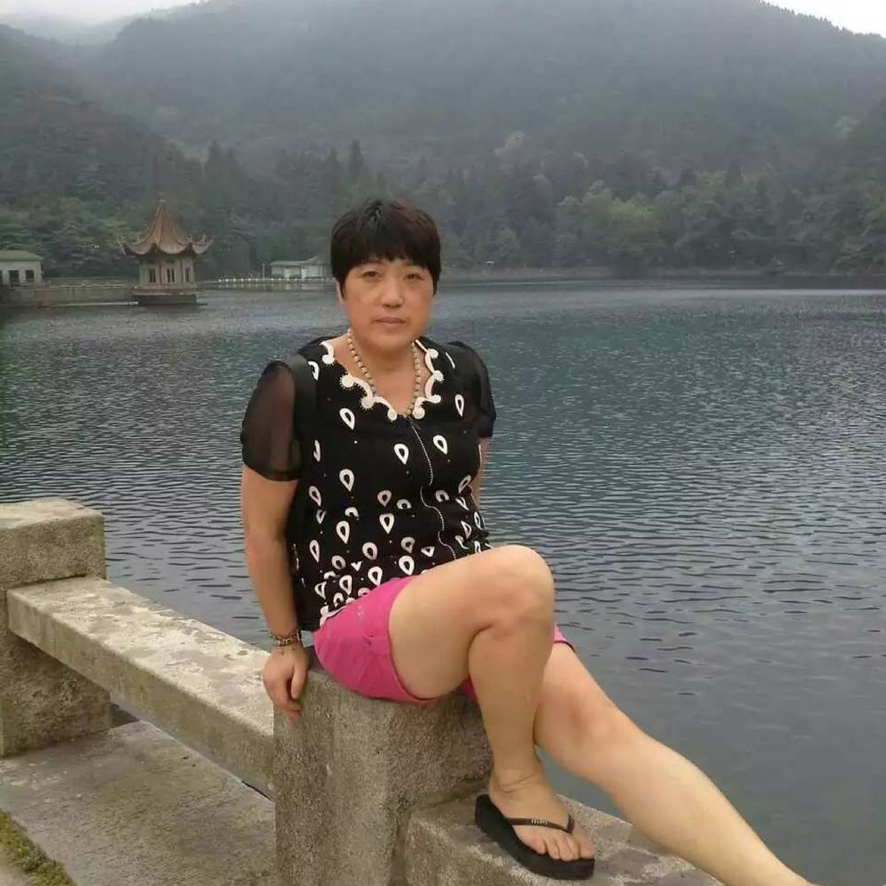 徐娘半老的照片
