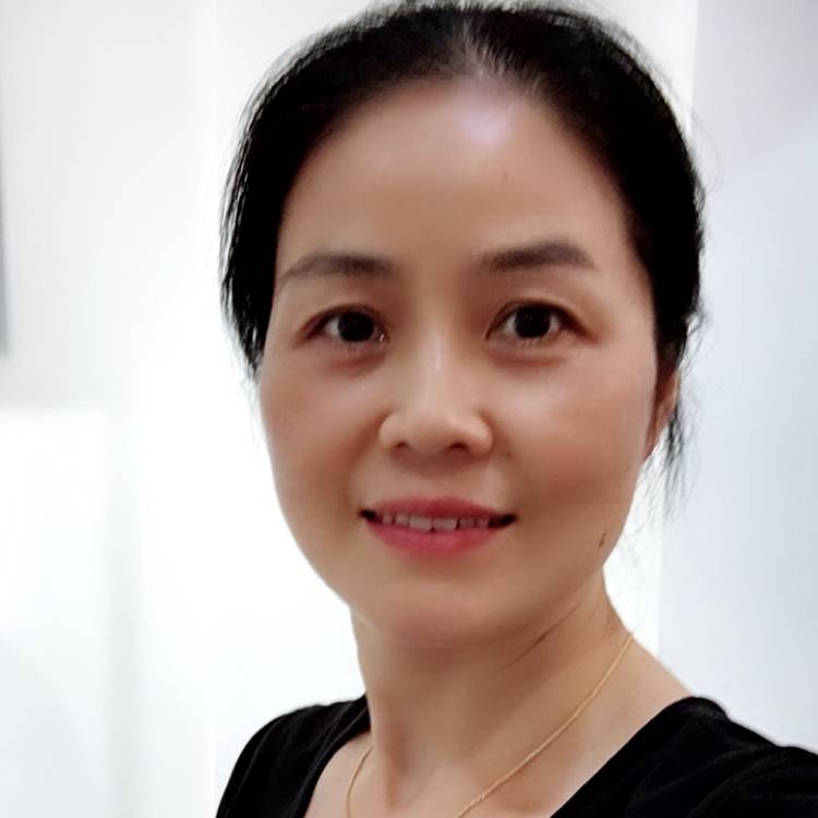 负责香氛的照片