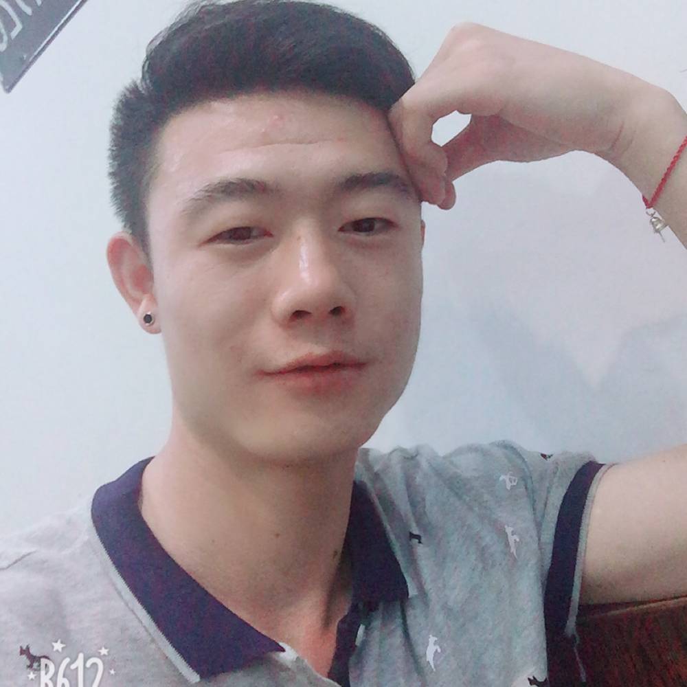 坚定浮波的照片