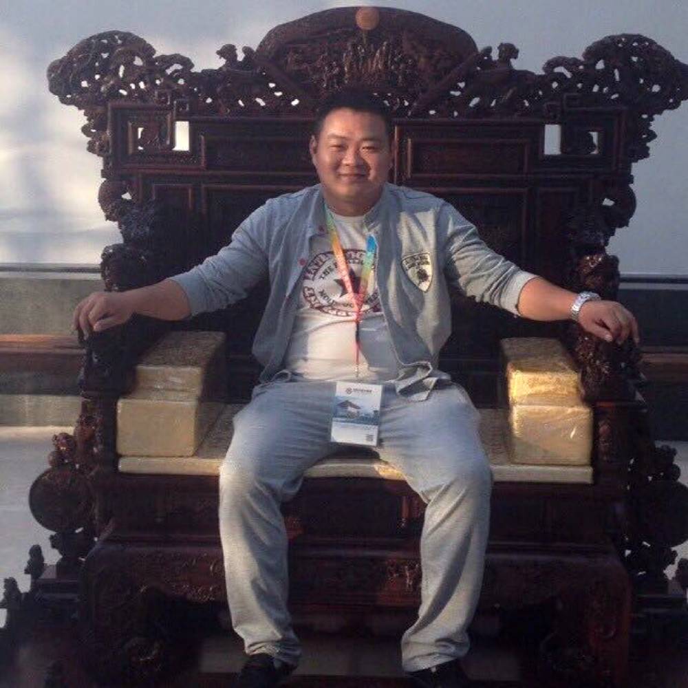 大漠血狼的照片