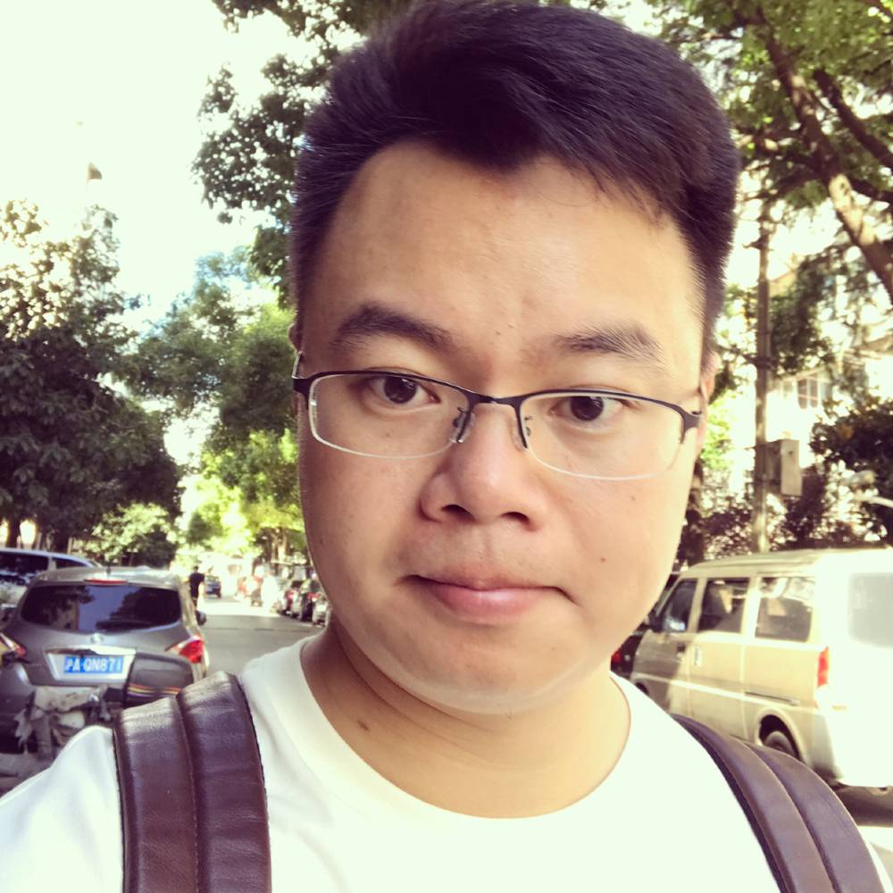 谦大哈的照片