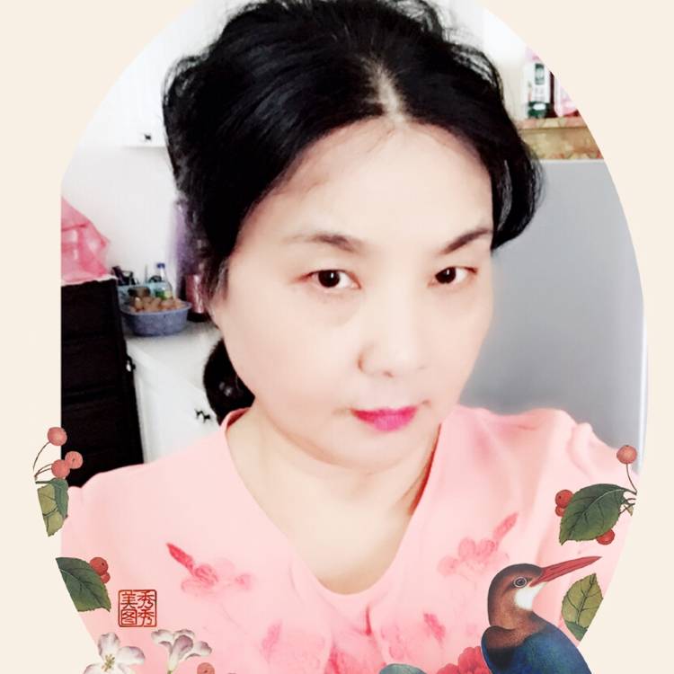 现实飞鸟的照片