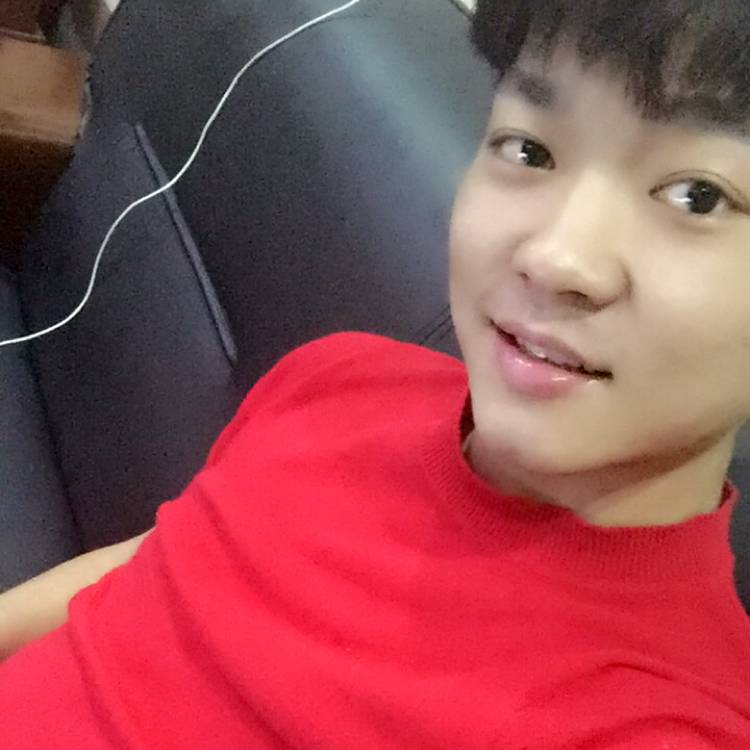 嗯Jiu是天泽吖的照片