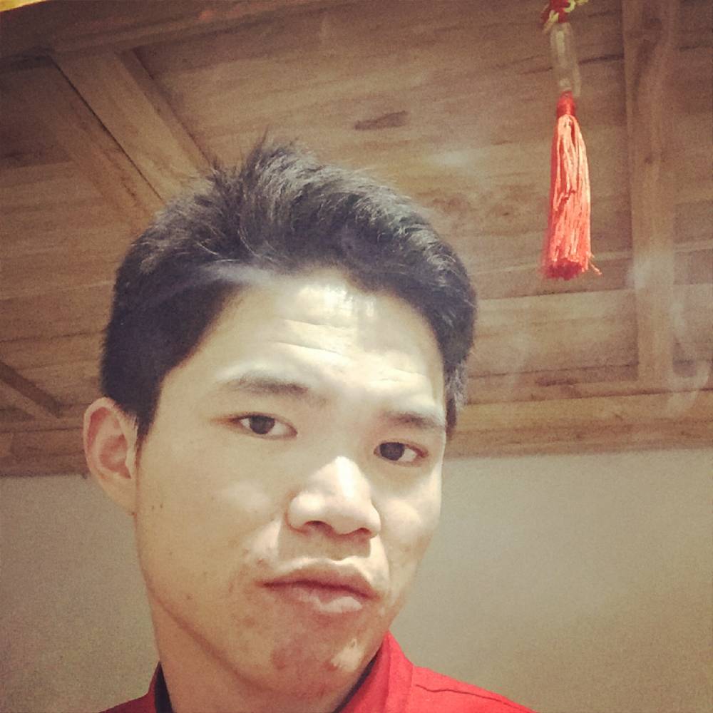 执着书包的照片