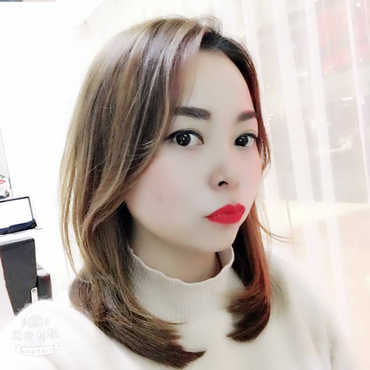 甜美飞鸟的照片