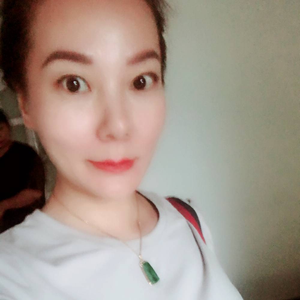 巴黎铁塔，冻结回的照片