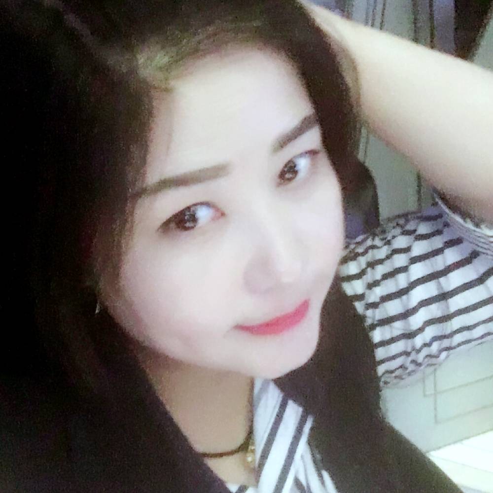 女王也怕冷的照片