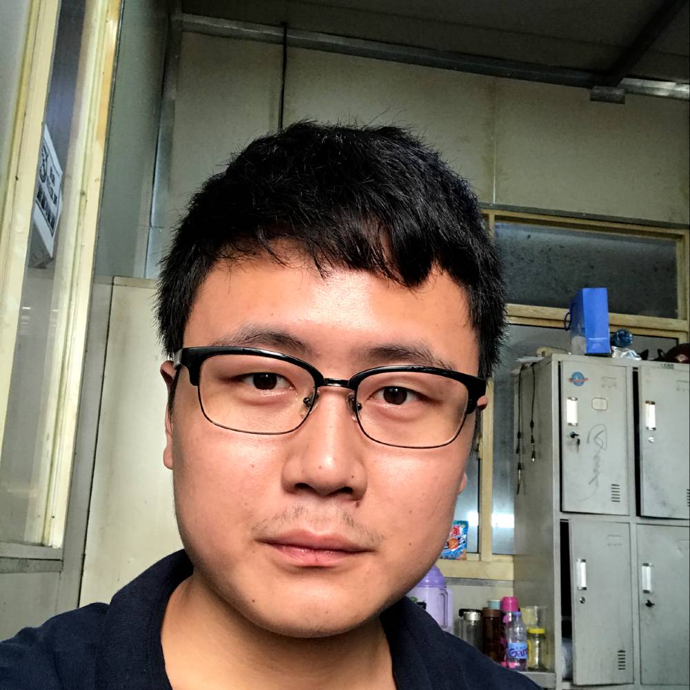 年少愁生的照片