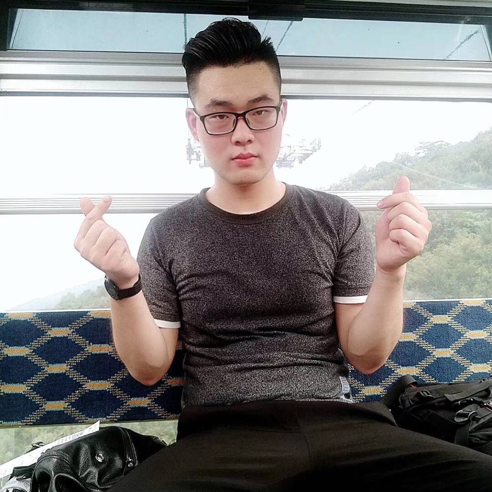 高而不冷的照片