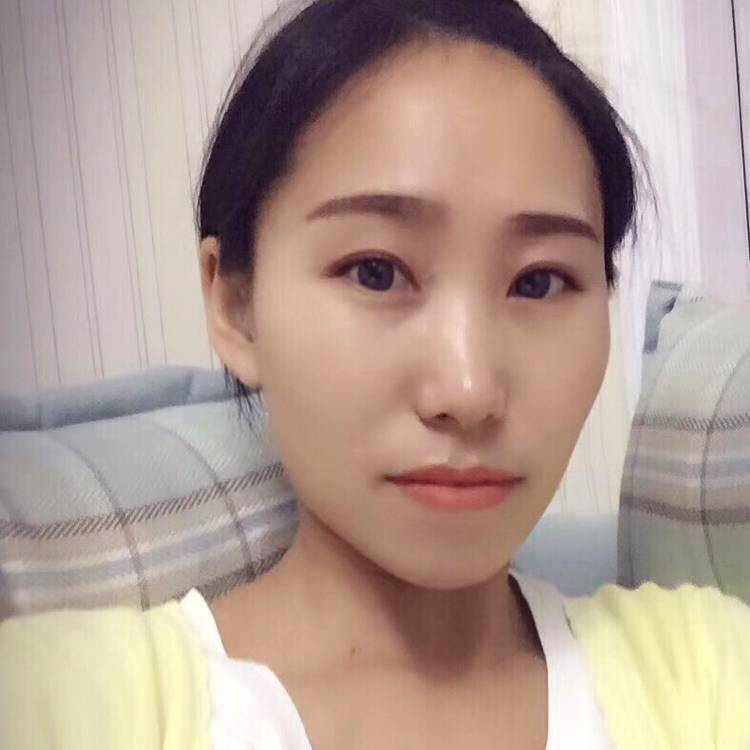 怡然锦瑟的照片