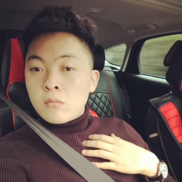 忐忑春媱的照片