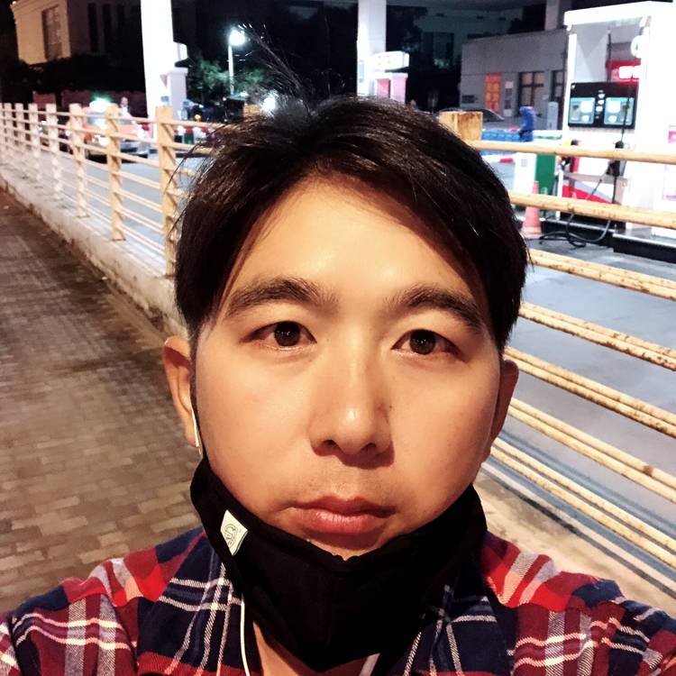 Mr干的照片