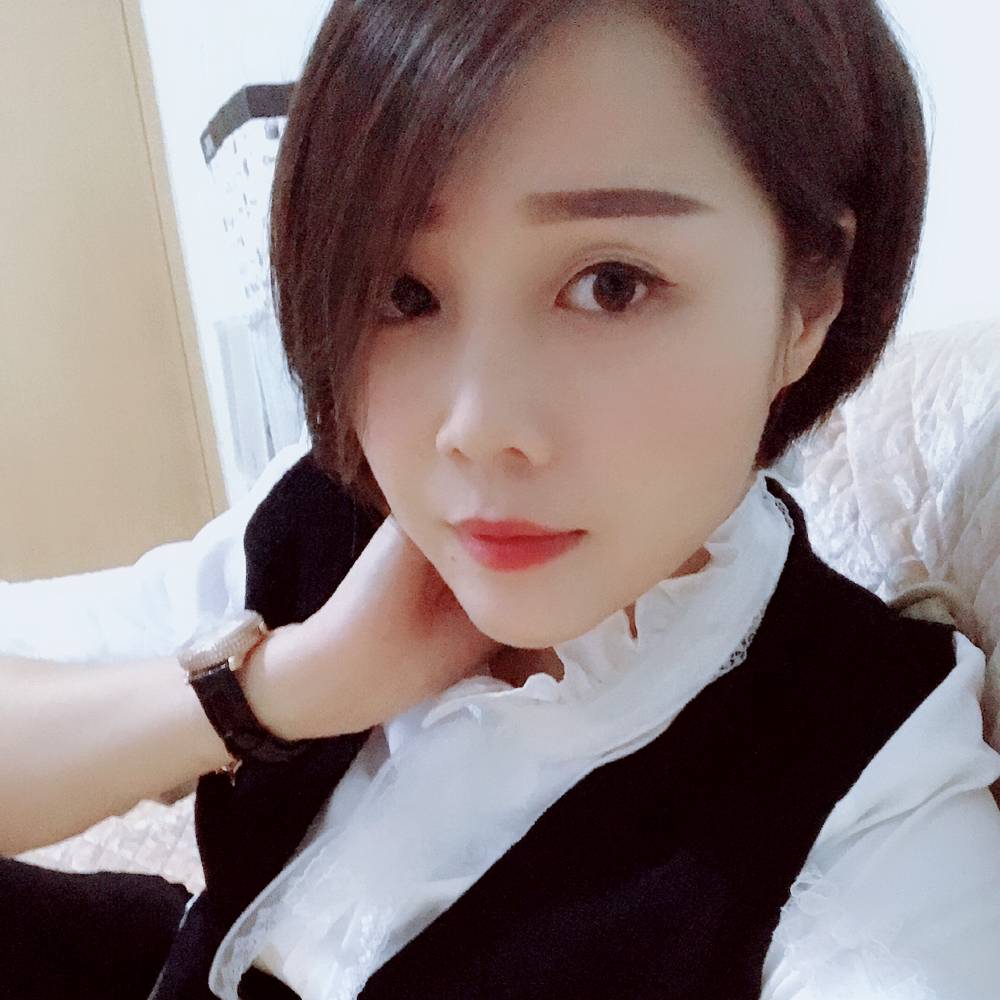 直率台灯的照片