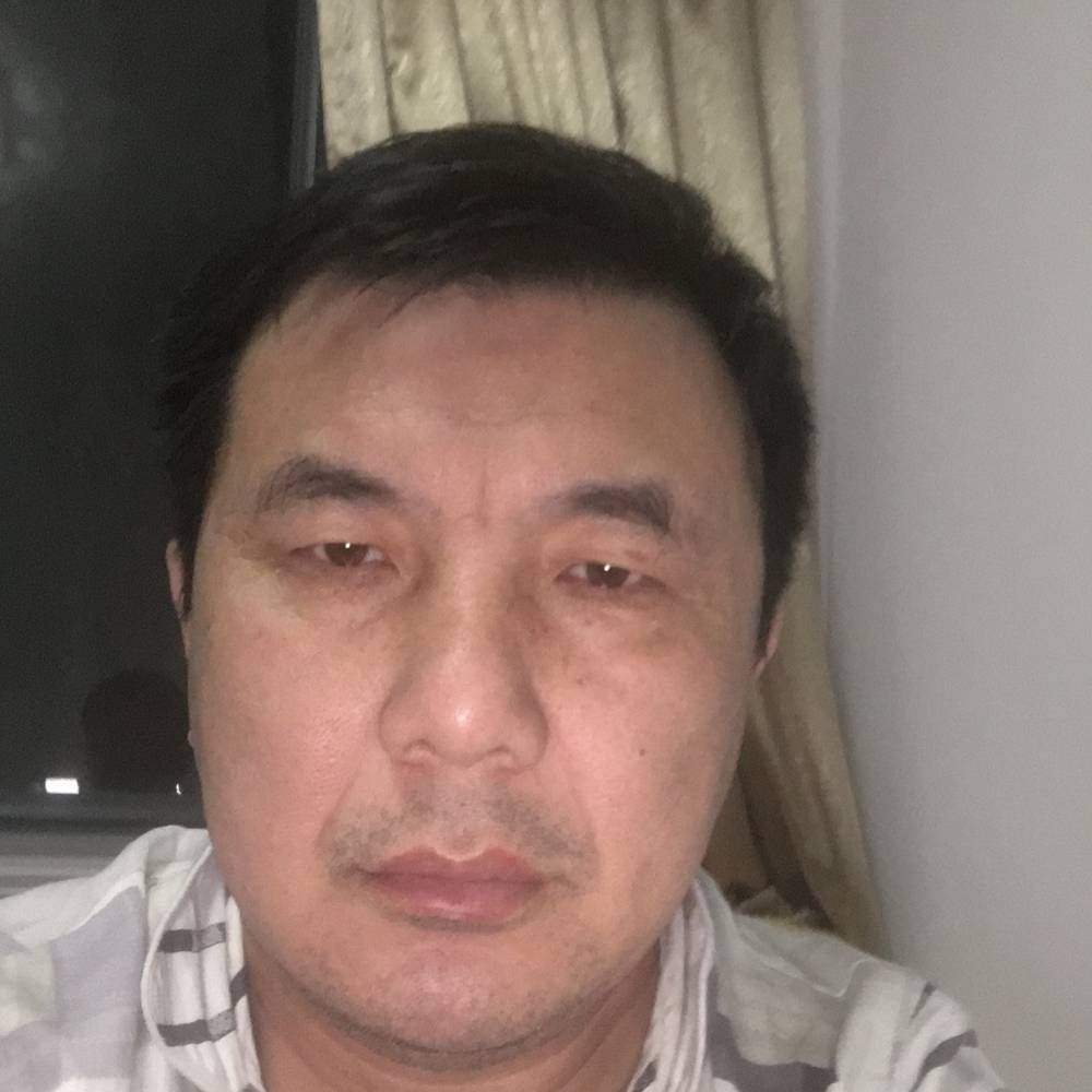 坚强电脑的照片