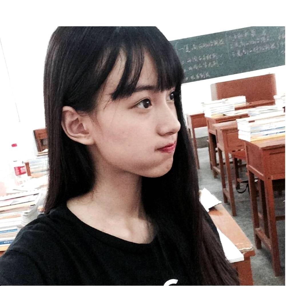 学游泳的小鱼儿的照片