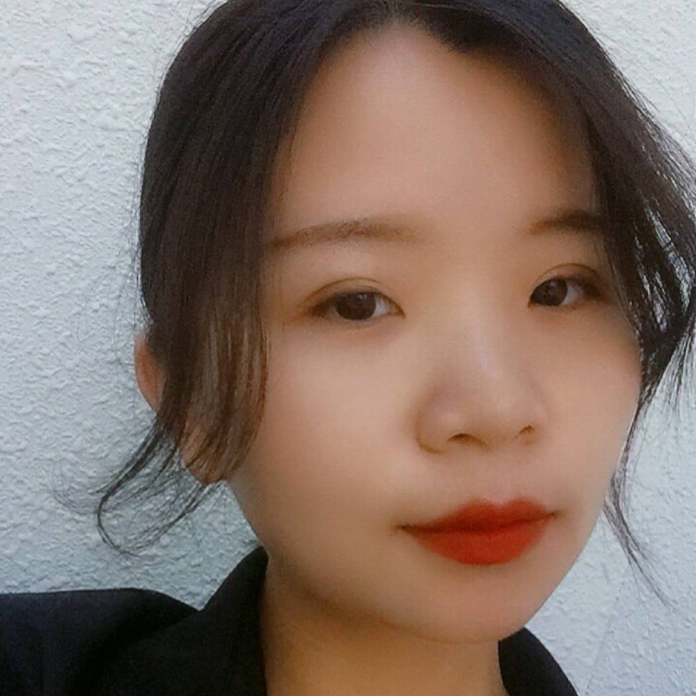 迷离尘的照片