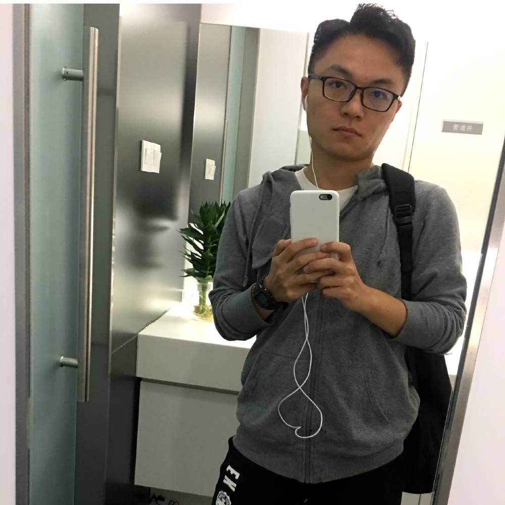 跳跃薯片的照片