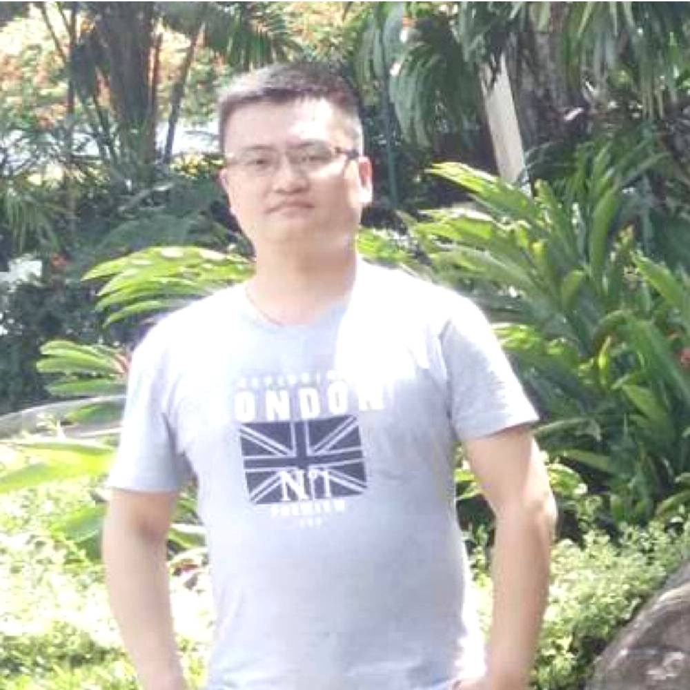 明之弘的照片