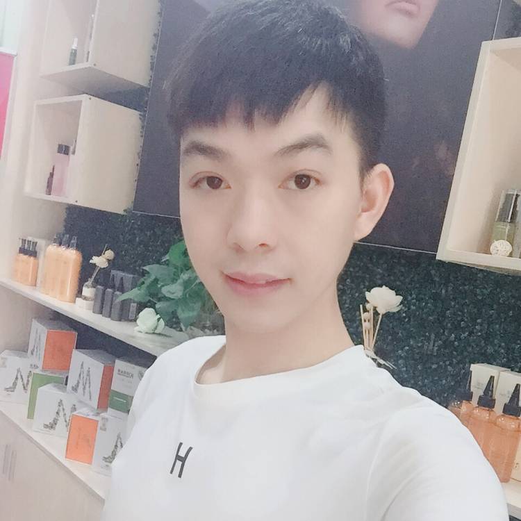 张如云的照片