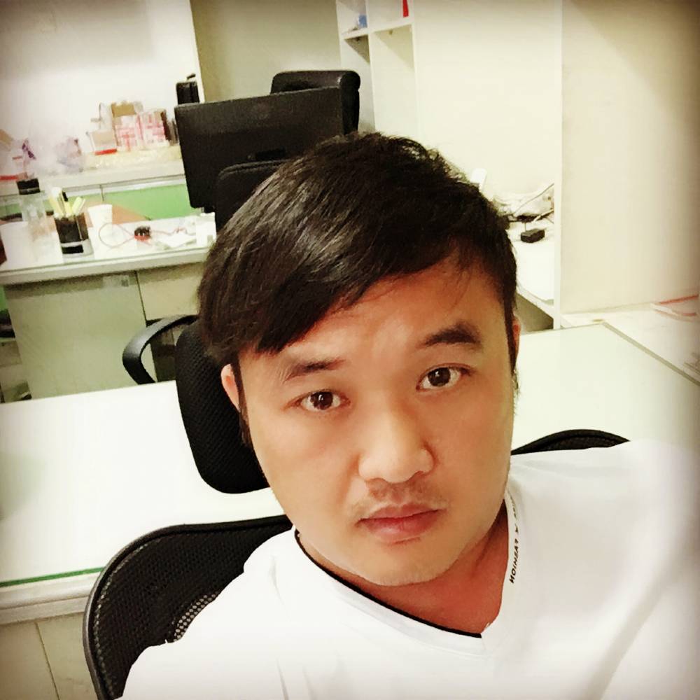余生多多指点的照片