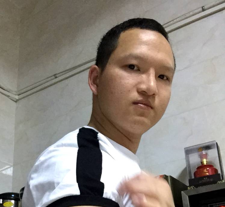 百燥音的照片