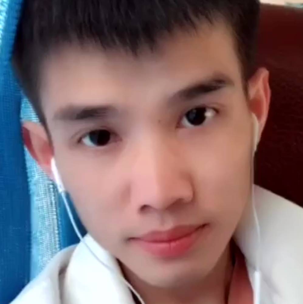 陆老师陆老师的照片