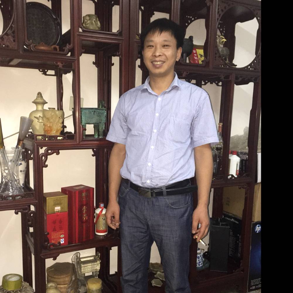 蓝色经典律师的照片