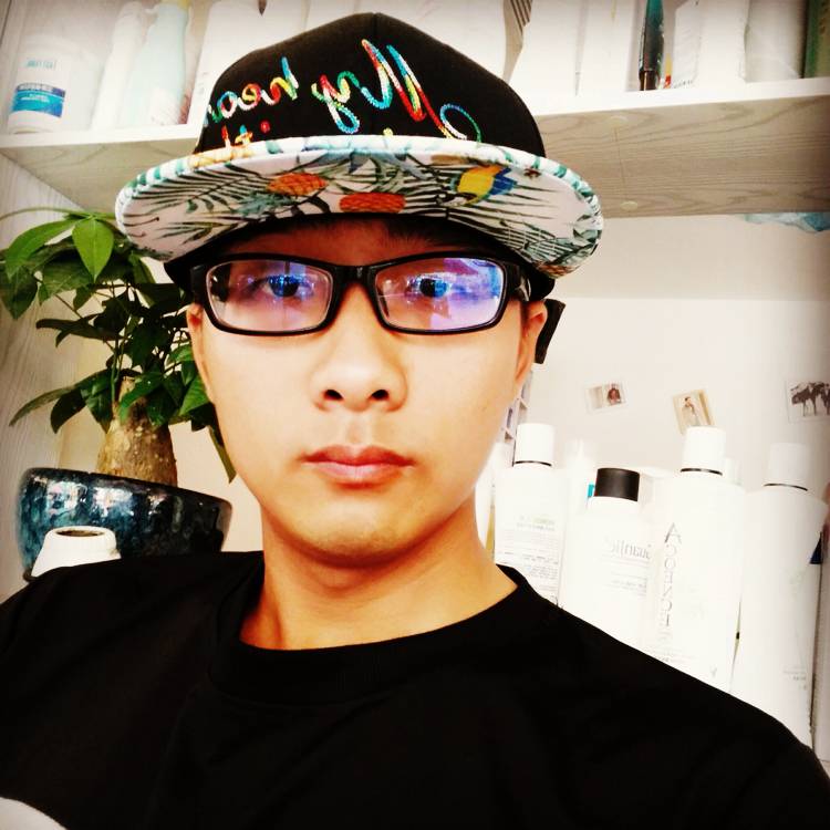 排骨炖萝卜的照片