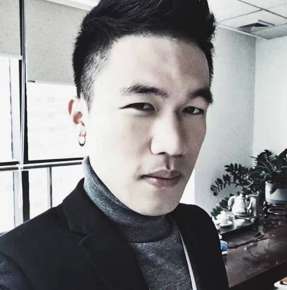笨嘴王爷的照片