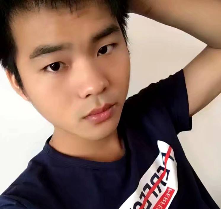 温柔西装的照片